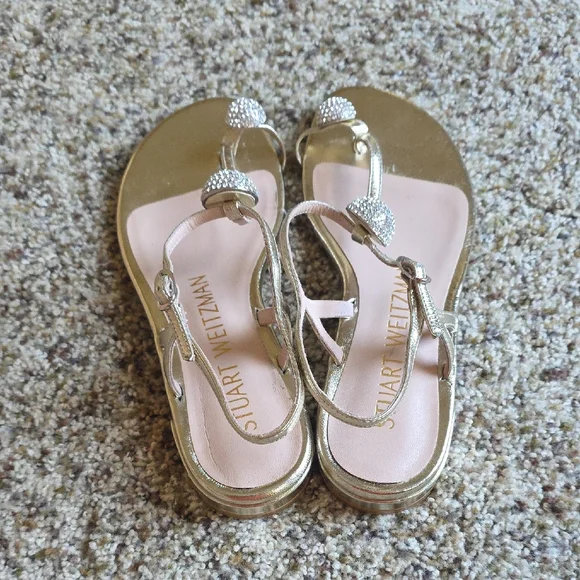 Stuart Weitzman Gold Thong Sandals with Metallic Finish - Picture 10 of 13